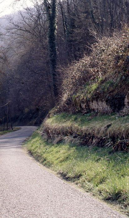 tronçon 35, virage en arrivant au hameau de la Cana 