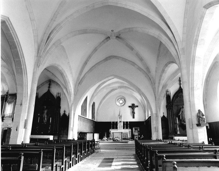 nef en direction du choeur