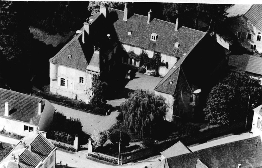 vue aérienne des bâtiments depuis le nord