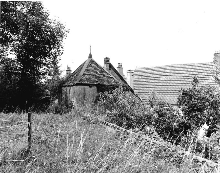 pavillon est 