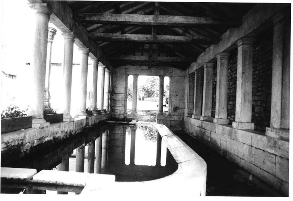 vue partielle du lavoir vers le nord