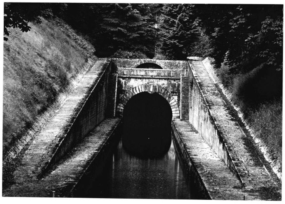 entrée du canal en amont