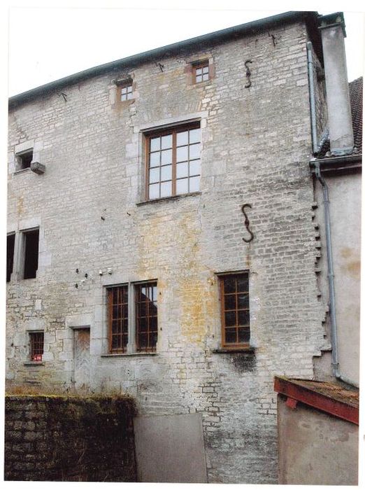 façade nord, vue partielle