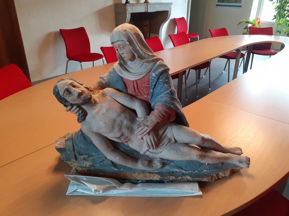 Statue : Pietà