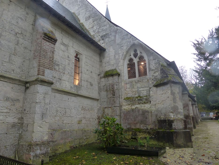 façade latérale nord, vue partielle