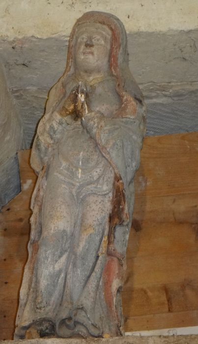 statue : Vierge de calvaire