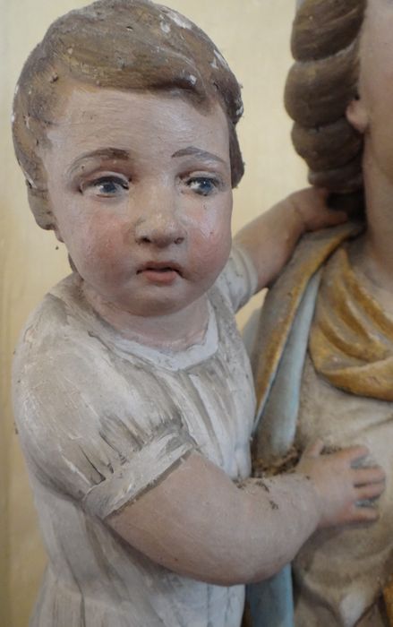 statue : Vierge à l’Enfant, détail