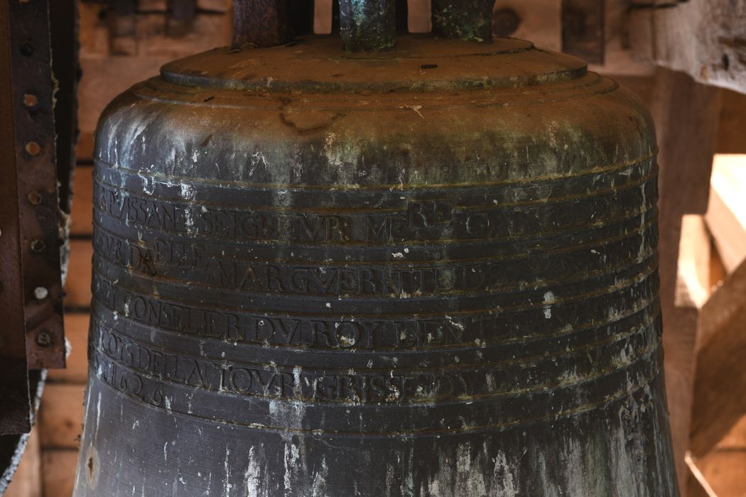 cloche, détail de l’inscription