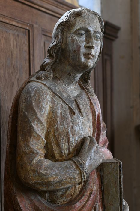 statue de poutre de gloire : Saint Jean, vue partielle