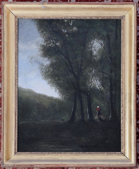 tableau : Femme sous une allée d'arbres - © Ministère de la Culture (France), Direction Régionale des Affaires Culturelles de Normandie – Tous droits réservés 