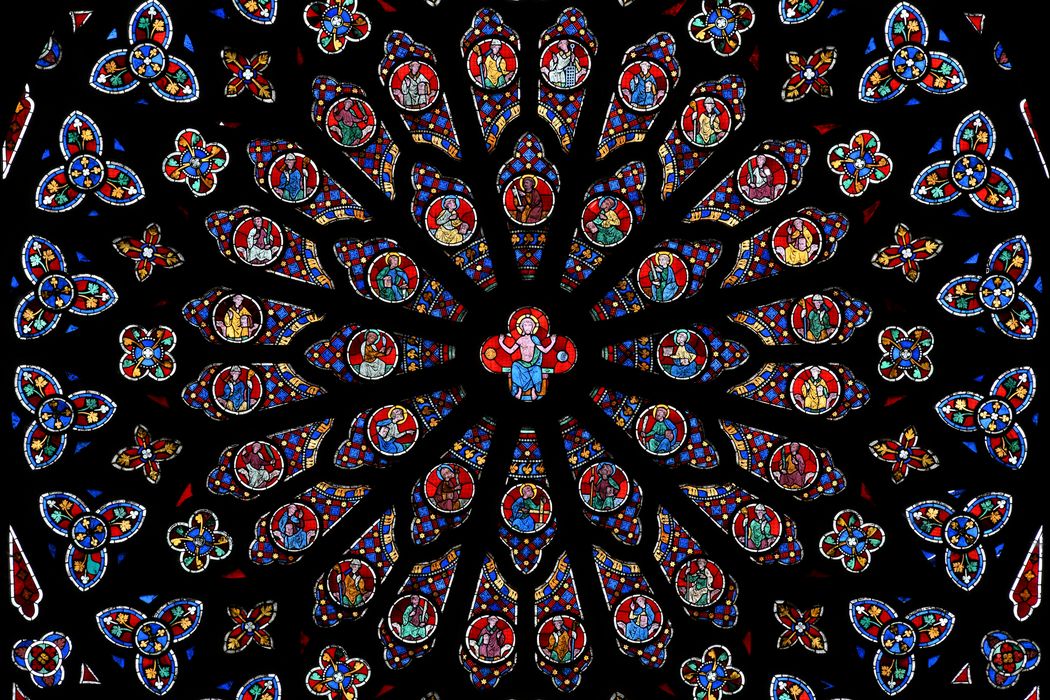 verrières du transept sud, vue partielle de la rose