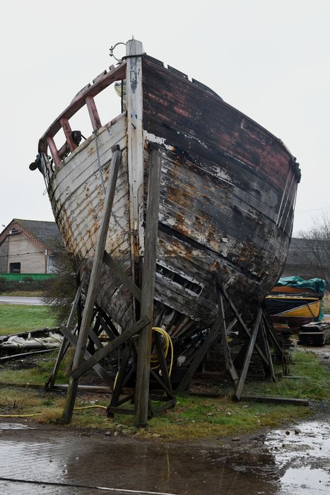 bateau : thonier-chalutier dit le Fides