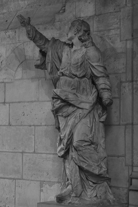 statue : Saint Jean