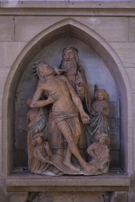 haut-relief : Trinité ou la Compassion du Père (la) - © Ministère de la Culture (France), Direction Régionale des Affaires Culturelles de Normandie – Tous droits réservés