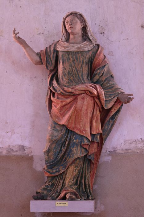 statue : Sainte Madeleine (anciennement sainte Marguerite) - © Ministère de la Culture (France), Direction Régionale des Affaires Culturelles de Normandie – Tous droits réservés
