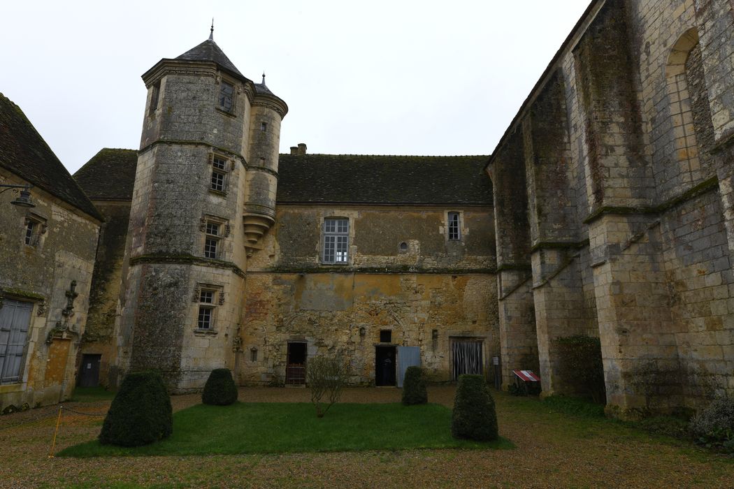 logis des moines, façade ouest