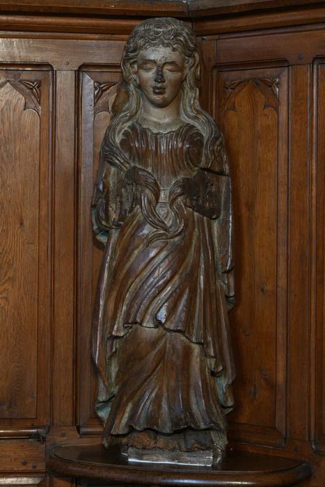 statue (statuette) : Sainte Marie-Madeleine (?)