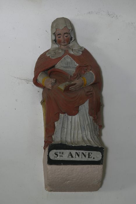 statue : Sainte Anne