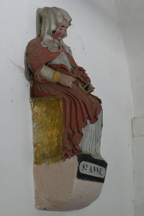 statue : Sainte Anne