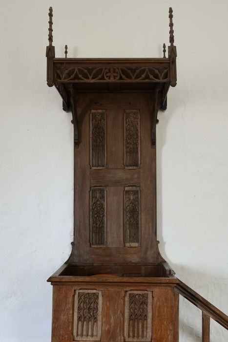 chaire à prêcher, vue partielle - © Ministère de la Culture (France), Direction Régionale des Affaires Culturelles de Normandie – Tous droits réservés 