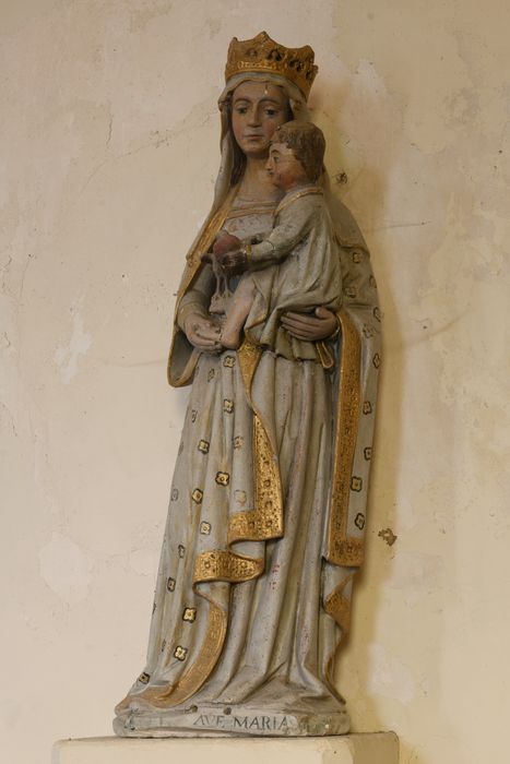 statue : Vierge à l'Enfant à l'oiseau