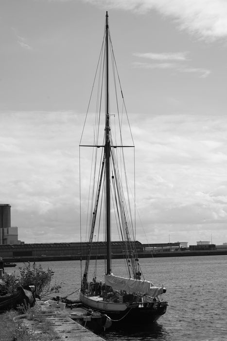 bateau de service, bateau pilote (cotre H 23) dit Marie Fernand