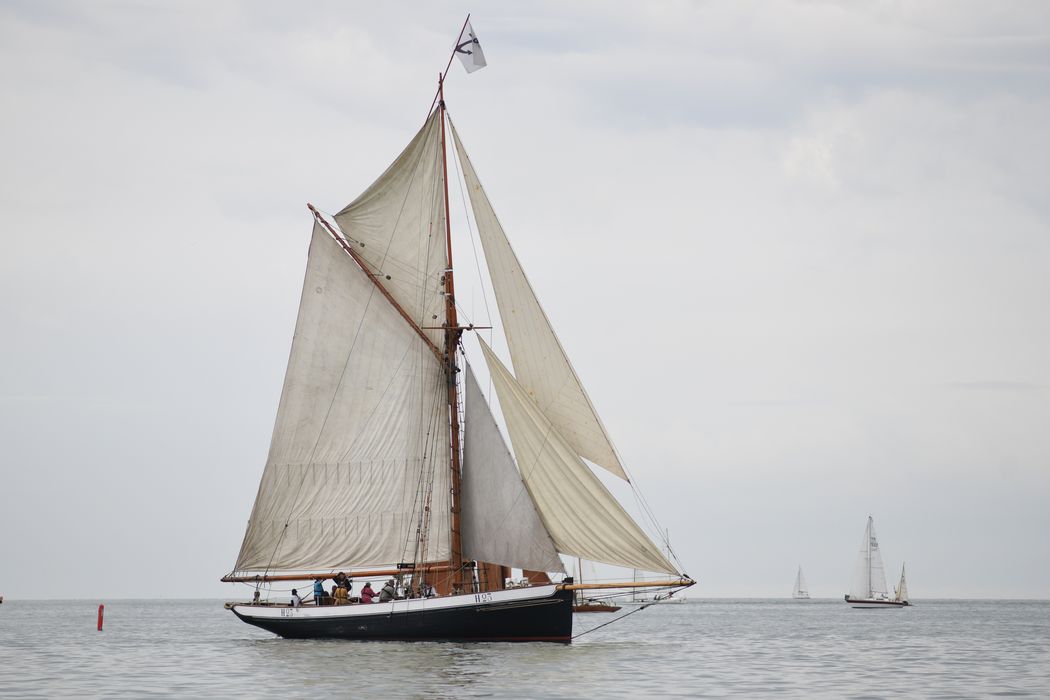 bateau de service, bateau pilote (cotre H 23) dit Marie Fernand