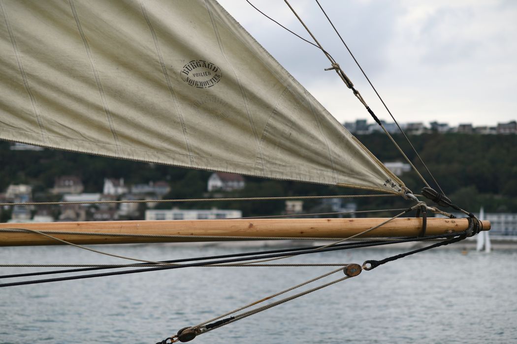 bateau de service, bateau pilote (cotre H 23) dit Marie Fernand