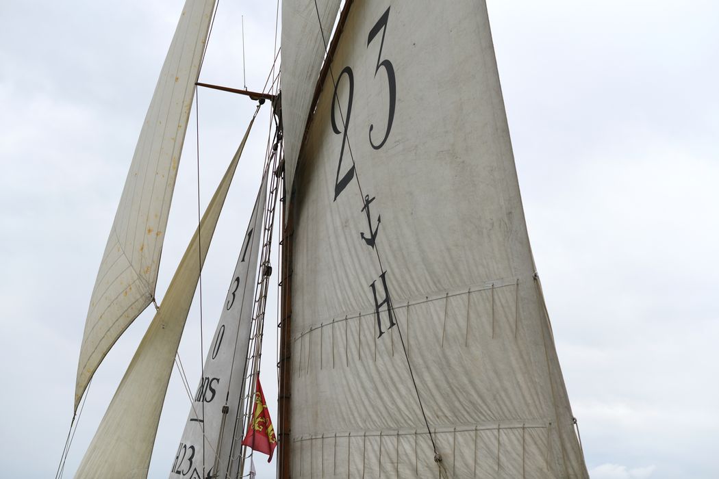 bateau de service, bateau pilote (cotre H 23) dit Marie Fernand