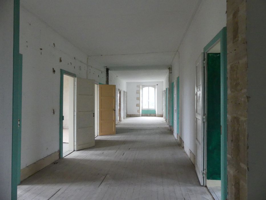 séminaire, couloir de circulation