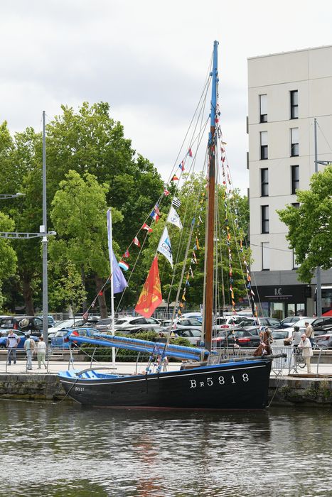 bateau : coquillier dit François-Monique