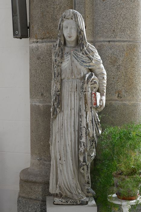 Statue : Sainte Anne
