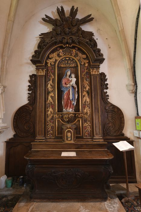 Autel latéral nord, gradin, tabernacle et retable