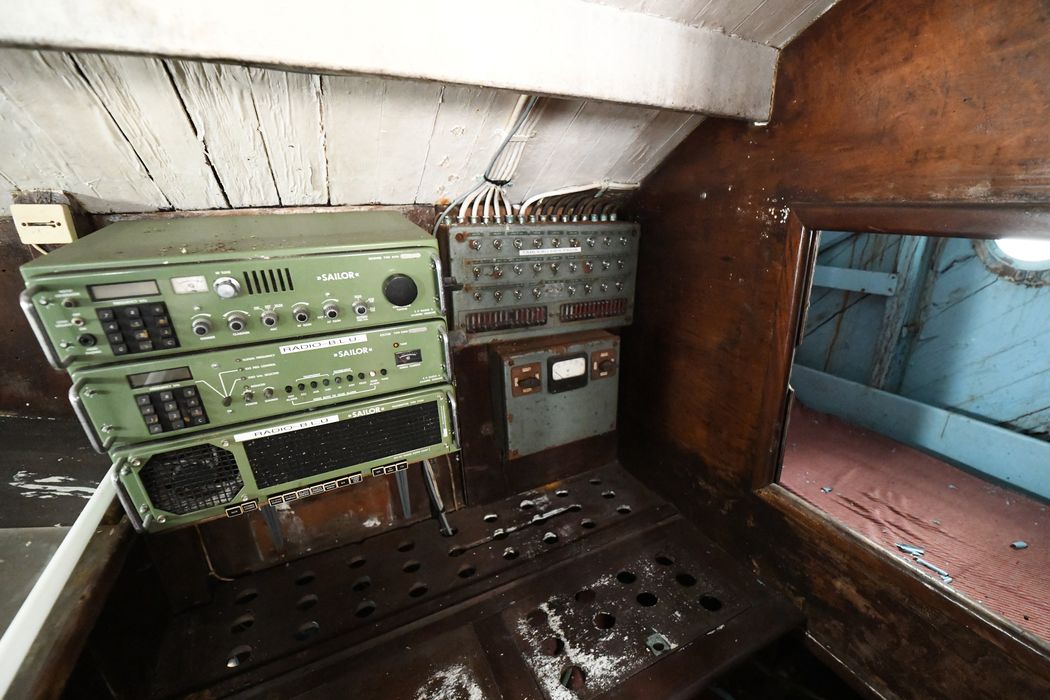 bateau de pêche (chalutier de pêche) dit Jacques-Louise