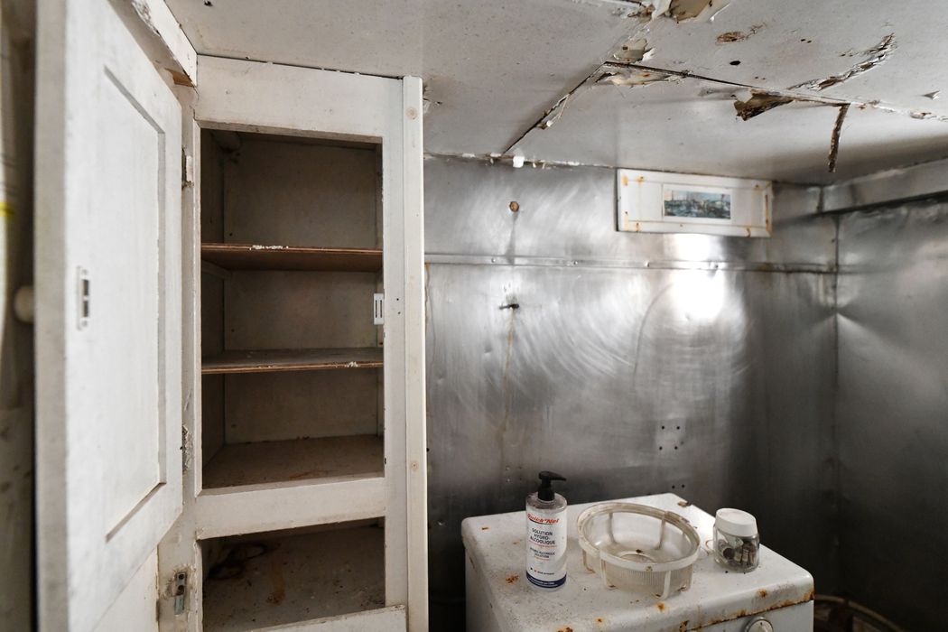 bateau de pêche (chalutier de pêche) dit Jacques-Louise