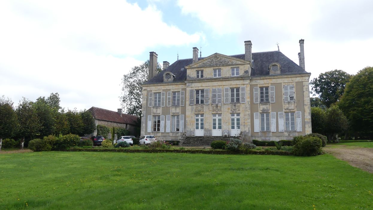 logis, façade nord