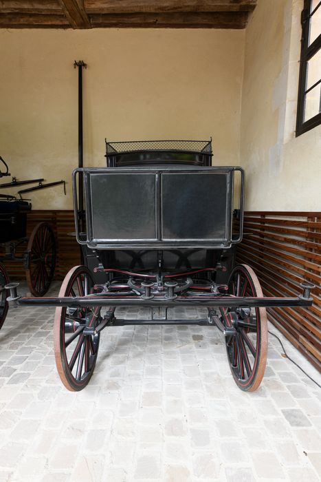 milord fermé dit cab à la française ou cabriolet à quatre roues