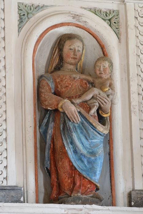 statue : Vierge à l’Enfant