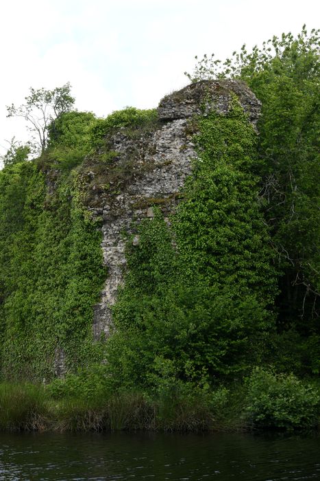 vue partielle des vestiges depuis l’Ouest