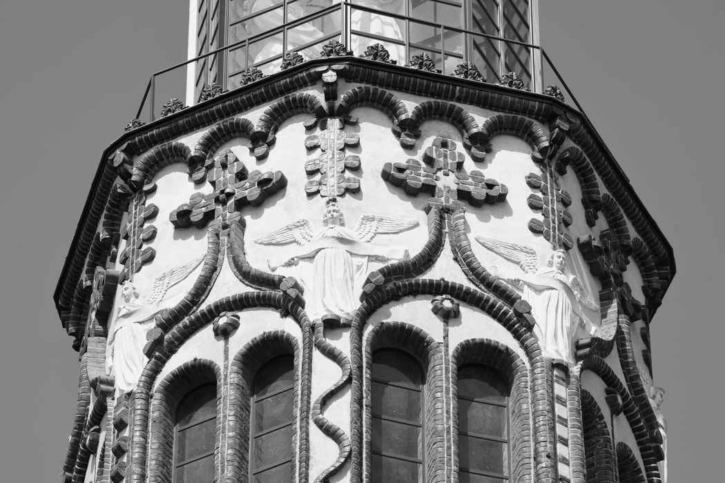 clocher, détail des décors
