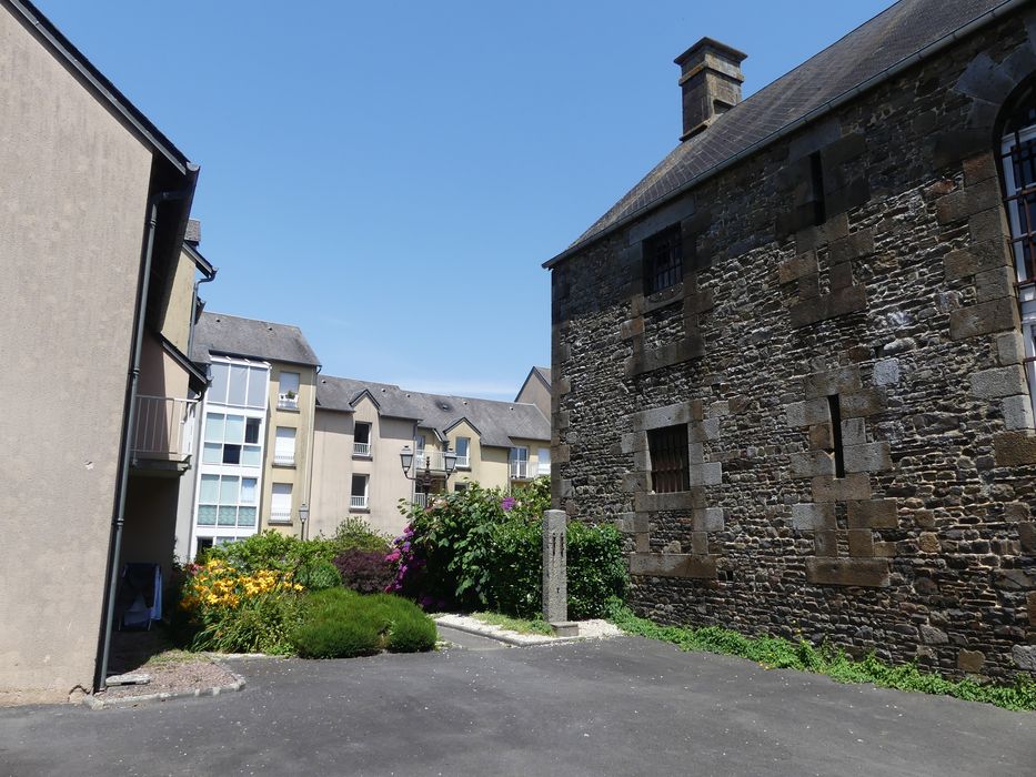 façade ouest, vue partielle