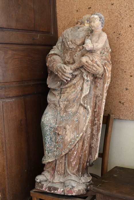 Statue : Vierge à l'Enfant