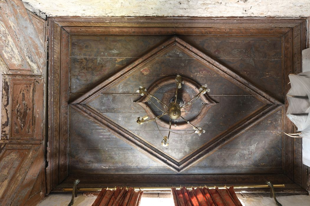 1er étage, petite pièce, plafond peint