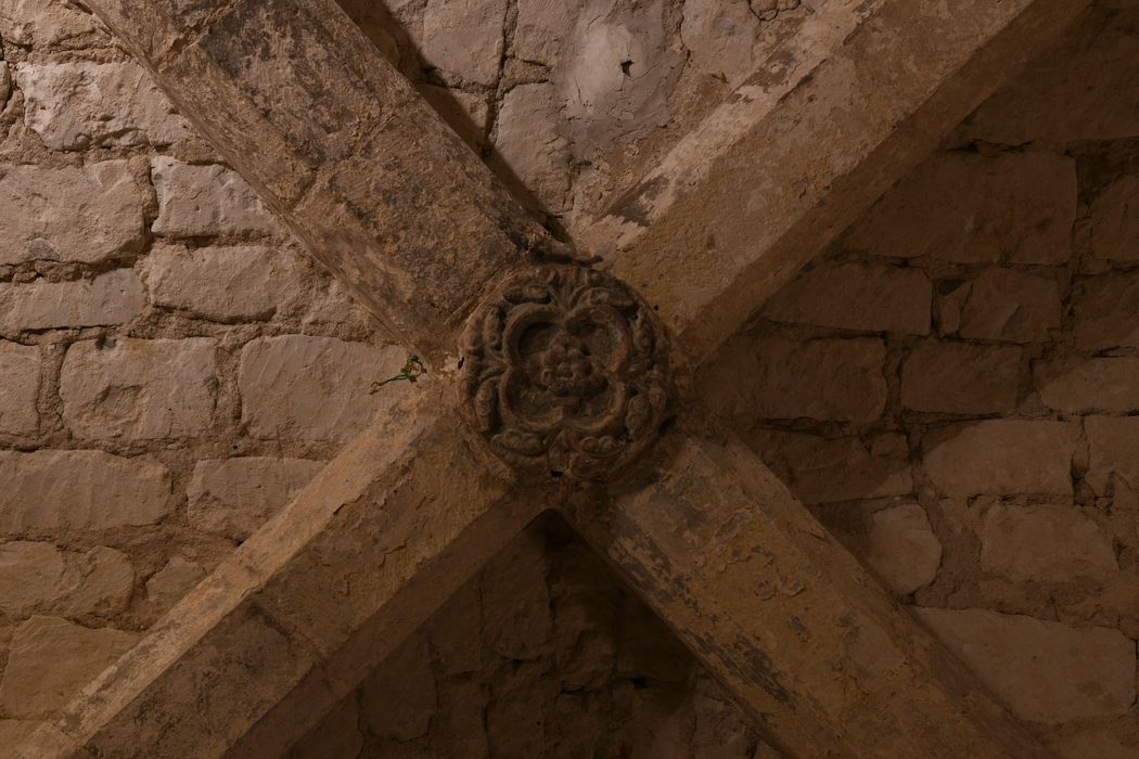 crypte, détail d’une clef de voûte