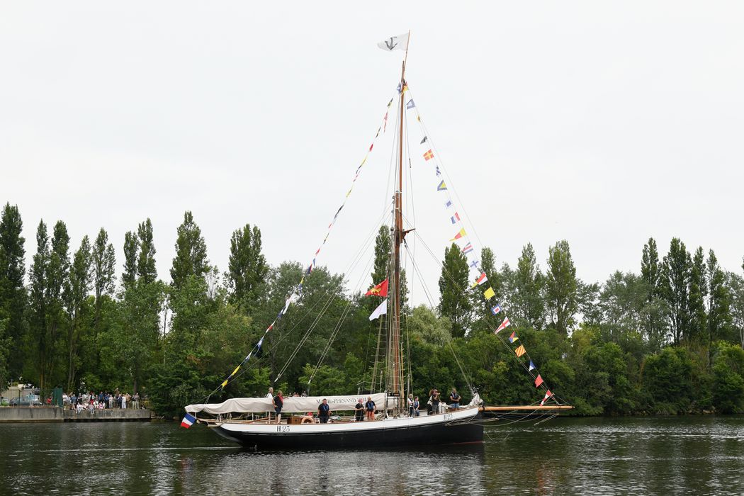 bateau de service, bateau pilote (cotre H 23) dit Marie Fernand