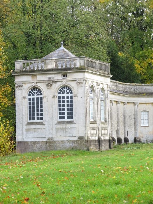 pavillon situé à l’extrémité de l’aile nord, façade nord-ouest