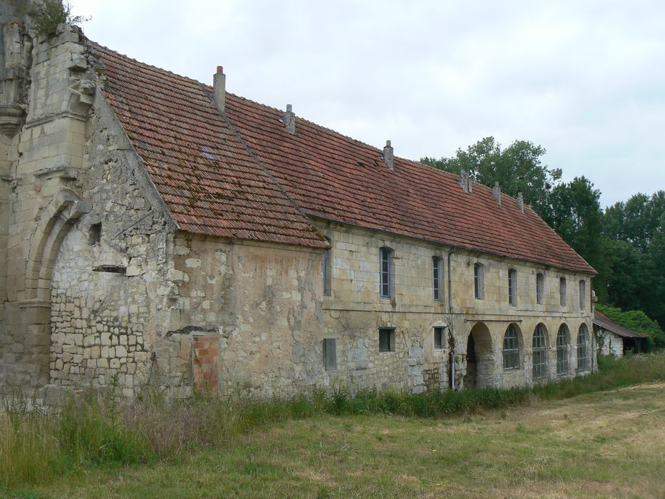 aile de l’ancien cloître, façade est