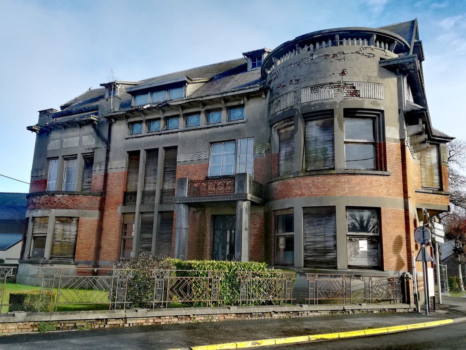 façade postérieure depuis la rue