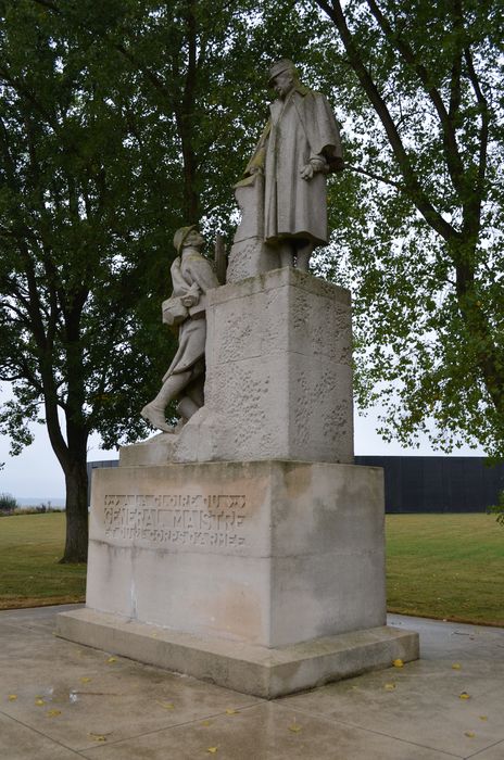 vue générale du monument