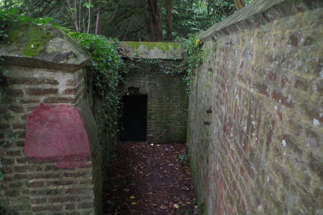 passage d’accès au bassin